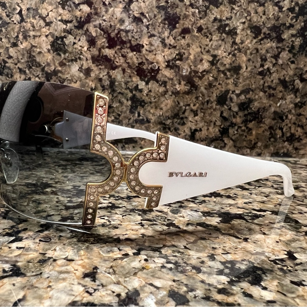 Bvlgari sunglasses - Picture 5 of 7